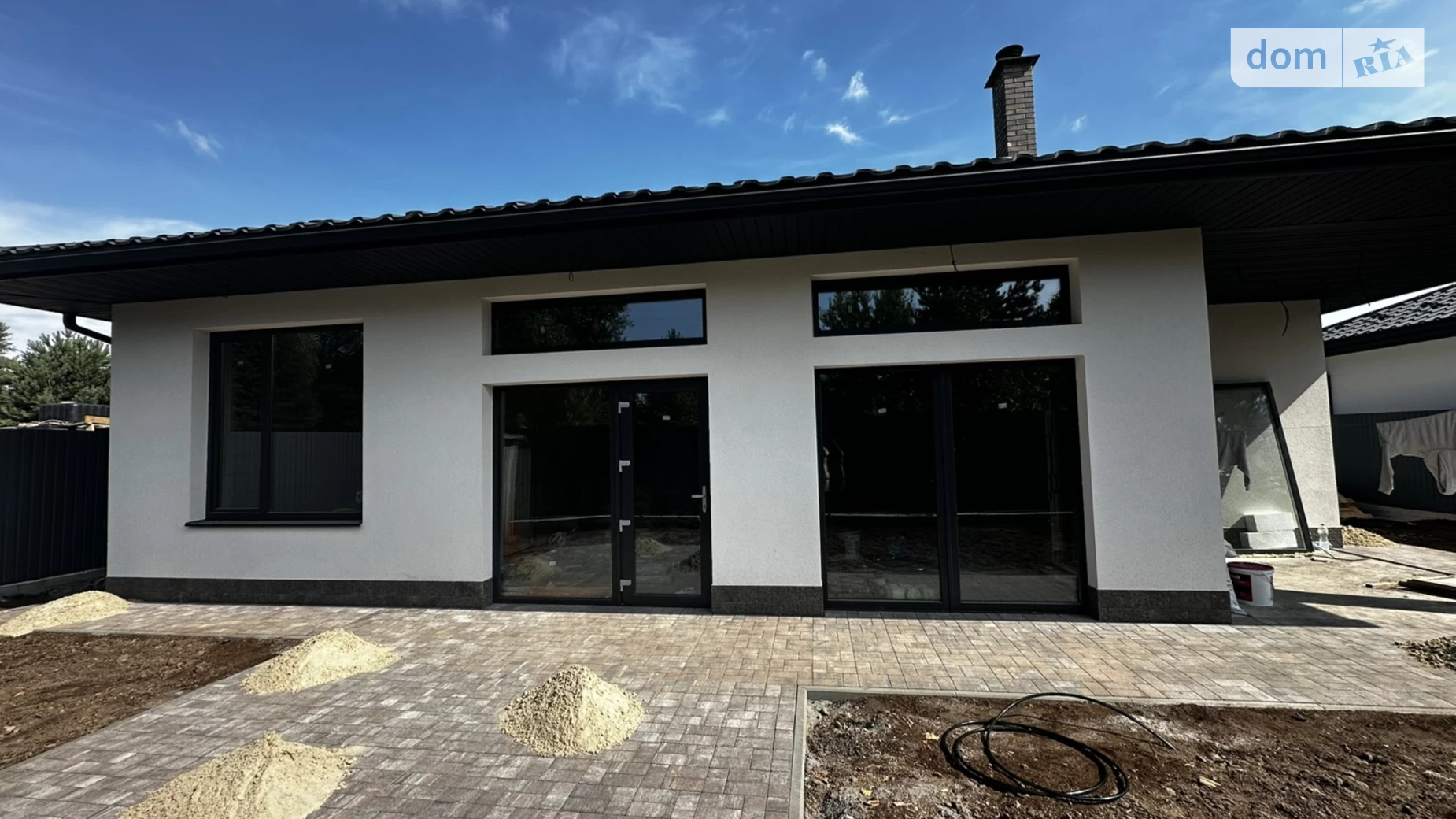 Продается одноэтажный дом 130 кв. м с участком, цена: 250000 $ - фото 2