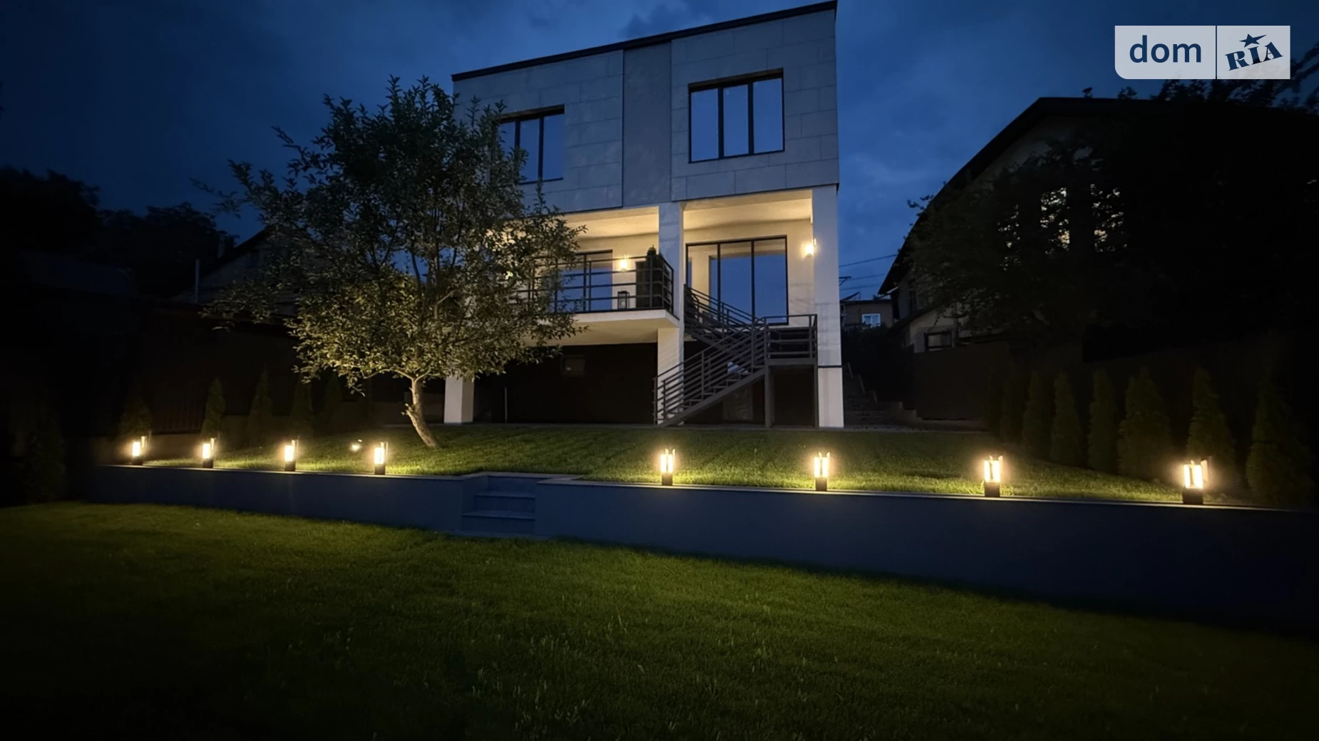 Продается дом на 3 этажа 322.2 кв. м с гаражом, цена: 550000 $ - фото 5