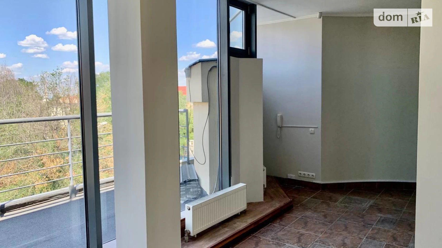Сдается в аренду офис 132 кв. м в бизнес-центре, цена: 39600 грн - фото 2