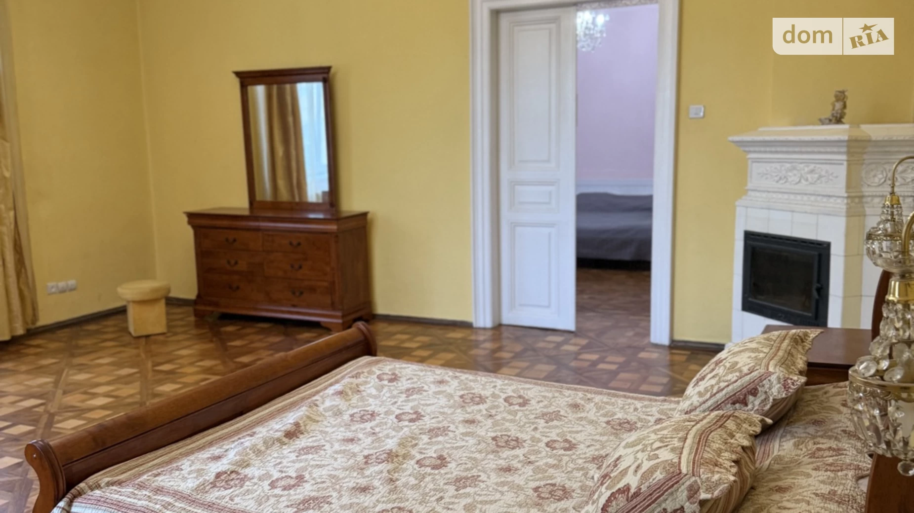Сдается в аренду 3-комнатная квартира 125 кв. м в Львове, ул. Корнякта, 1 - фото 2