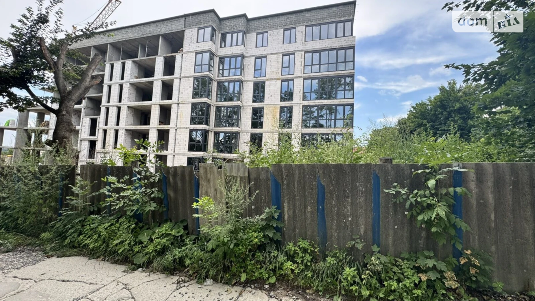 Продается 2-комнатная квартира 57.95 кв. м в Черткове, ул. Монастырская, 2А - фото 2