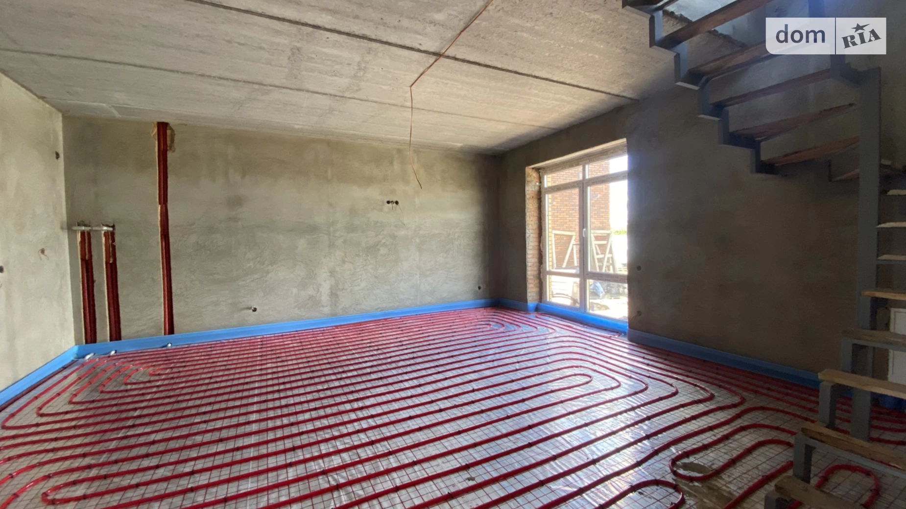 Продается дом на 2 этажа 107 кв. м с камином, цена: 98000 $ - фото 2