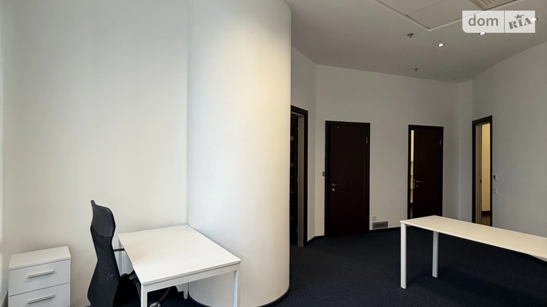 Сдается в аренду офис 413 кв. м в бизнес-центре, цена: 17553 $ - фото 2