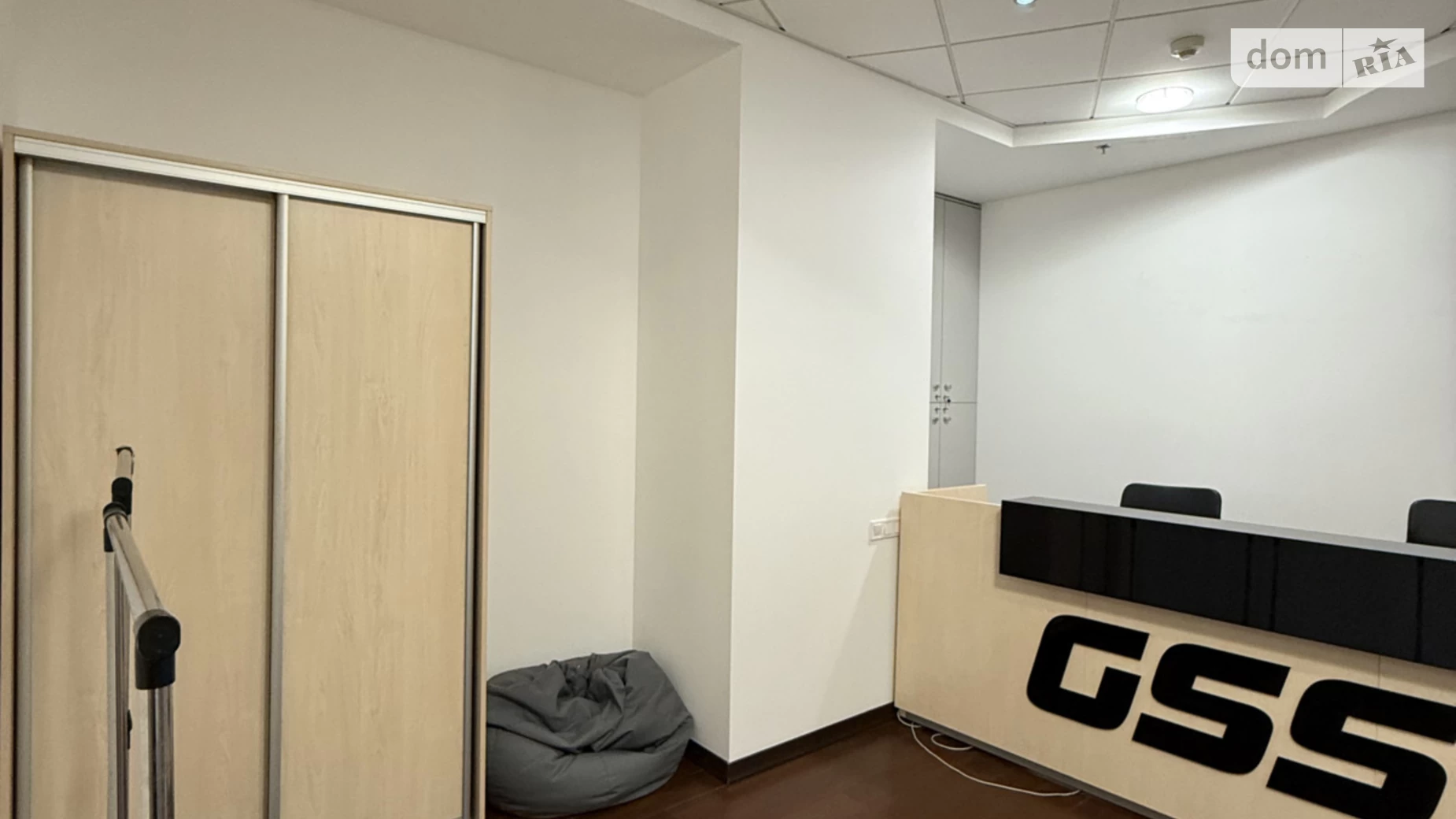 Сдается в аренду офис 413 кв. м в бизнес-центре, цена: 17553 $ - фото 4