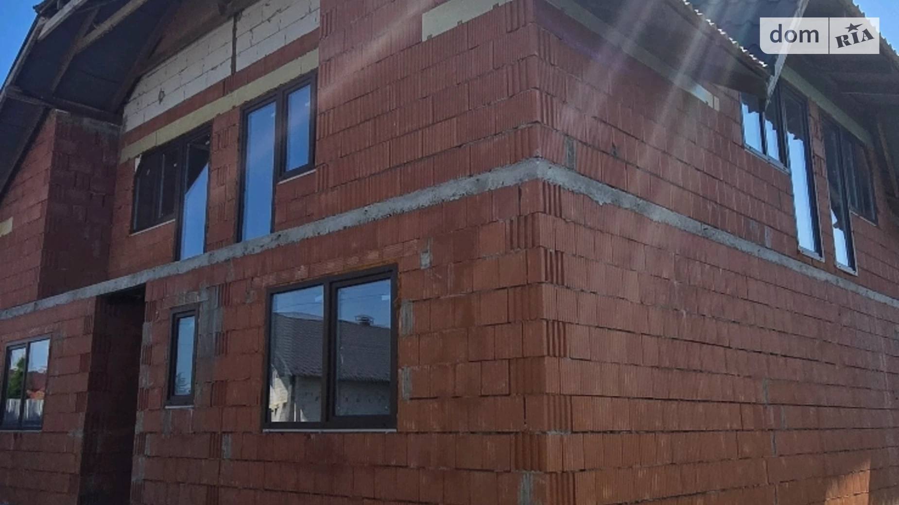 Продается дом на 2 этажа 281 кв. м с беседкой, цена: 145000 $ - фото 3