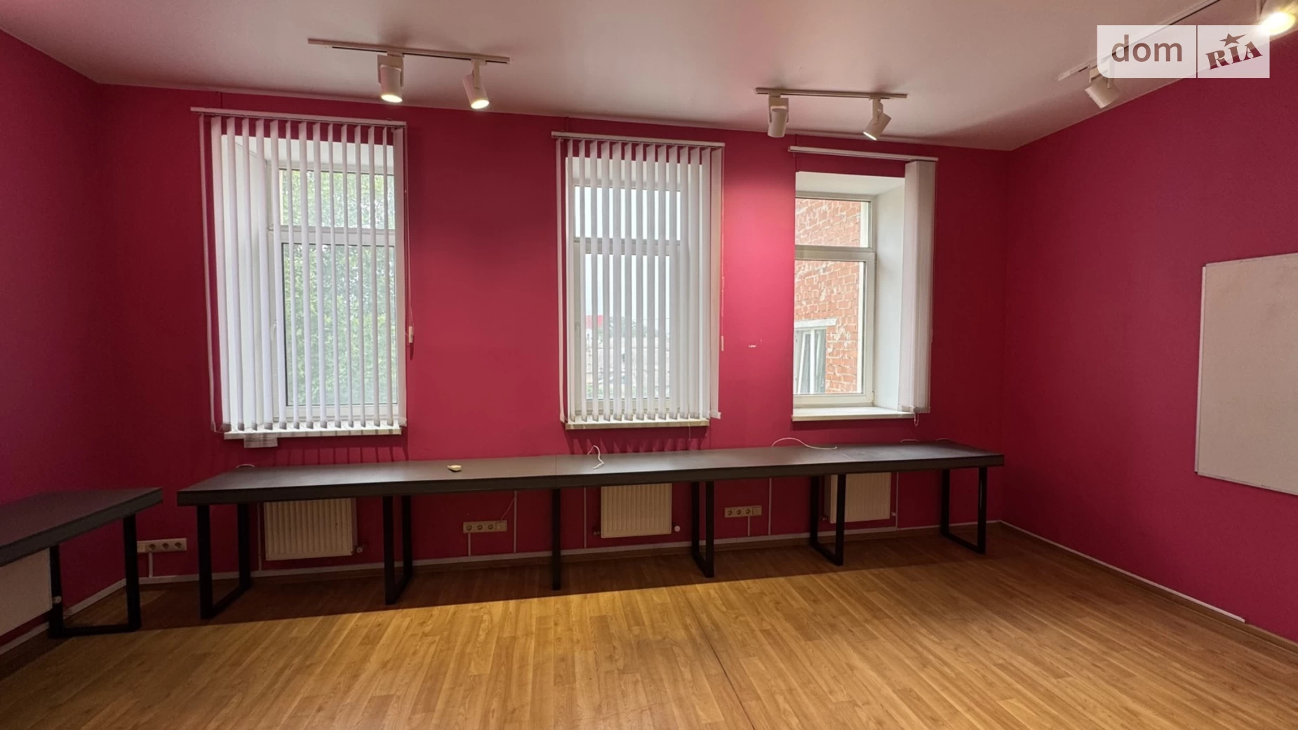 Сдается в аренду офис 49.65 кв. м в бизнес-центре, цена: 15888 грн - фото 3