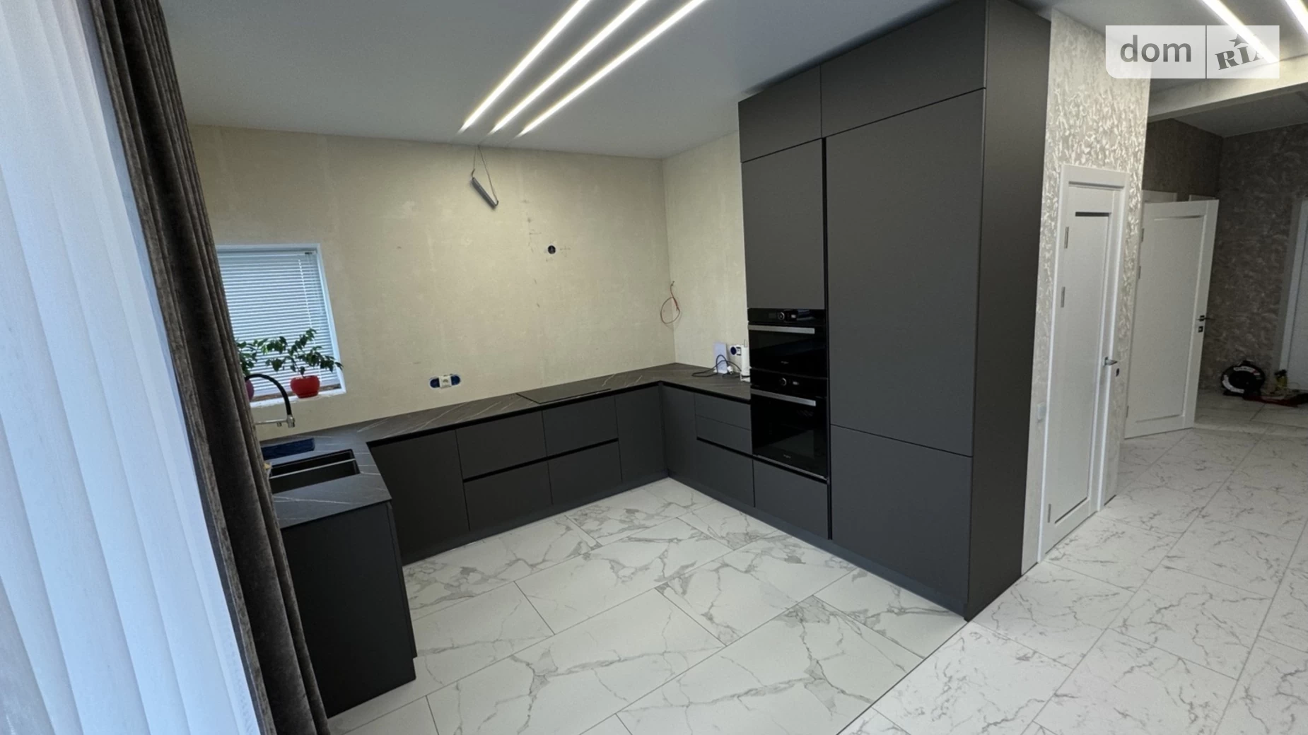 Продается дом на 2 этажа 121.8 кв. м с мансардой, цена: 173000 $ - фото 2