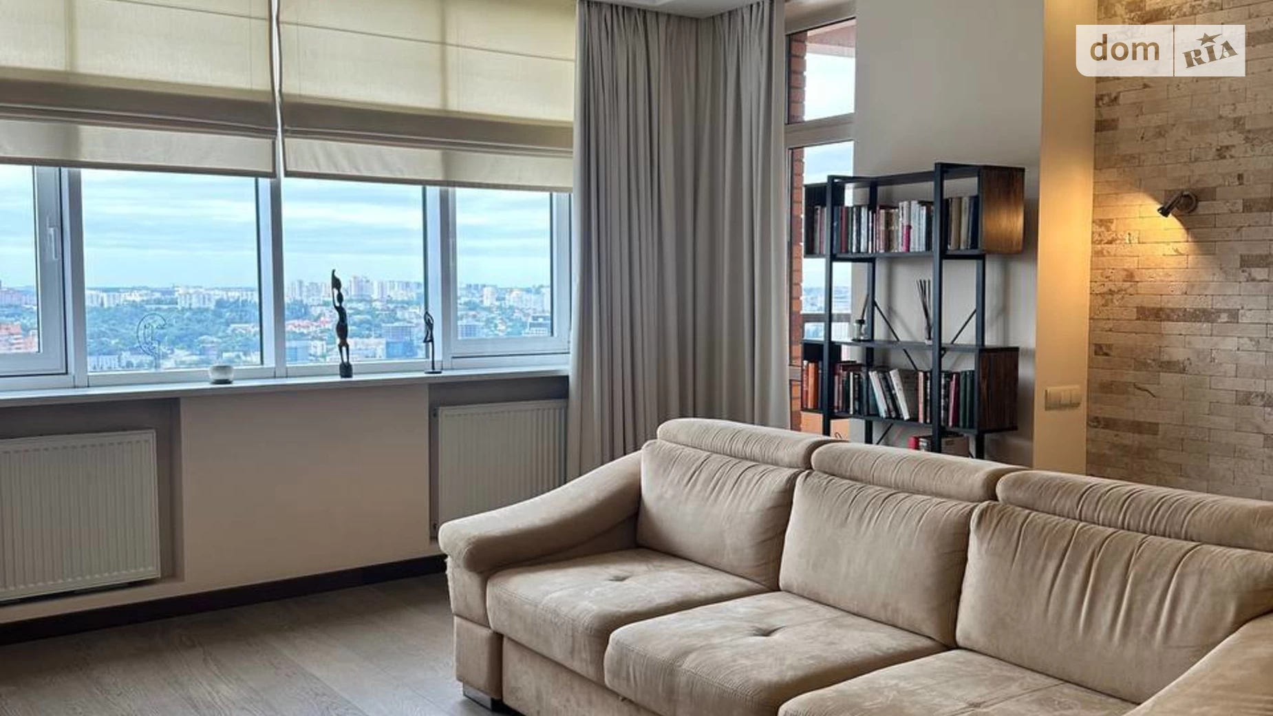 Продается 1-комнатная квартира 70.9 кв. м в Киеве, бул. Леси Украинки, 7А - фото 4