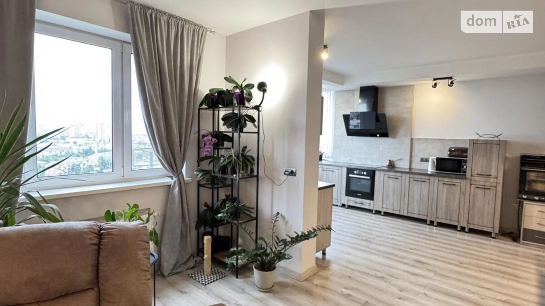 Продается 3-комнатная квартира 131.5 кв. м в Киеве, ул. Юрия Поправки(Николая Лебедева), 4/39А - фото 5