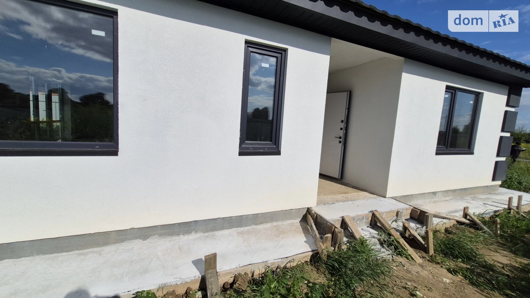 Продается одноэтажный дом 121 кв. м с верандой, цена: 76000 $ - фото 2