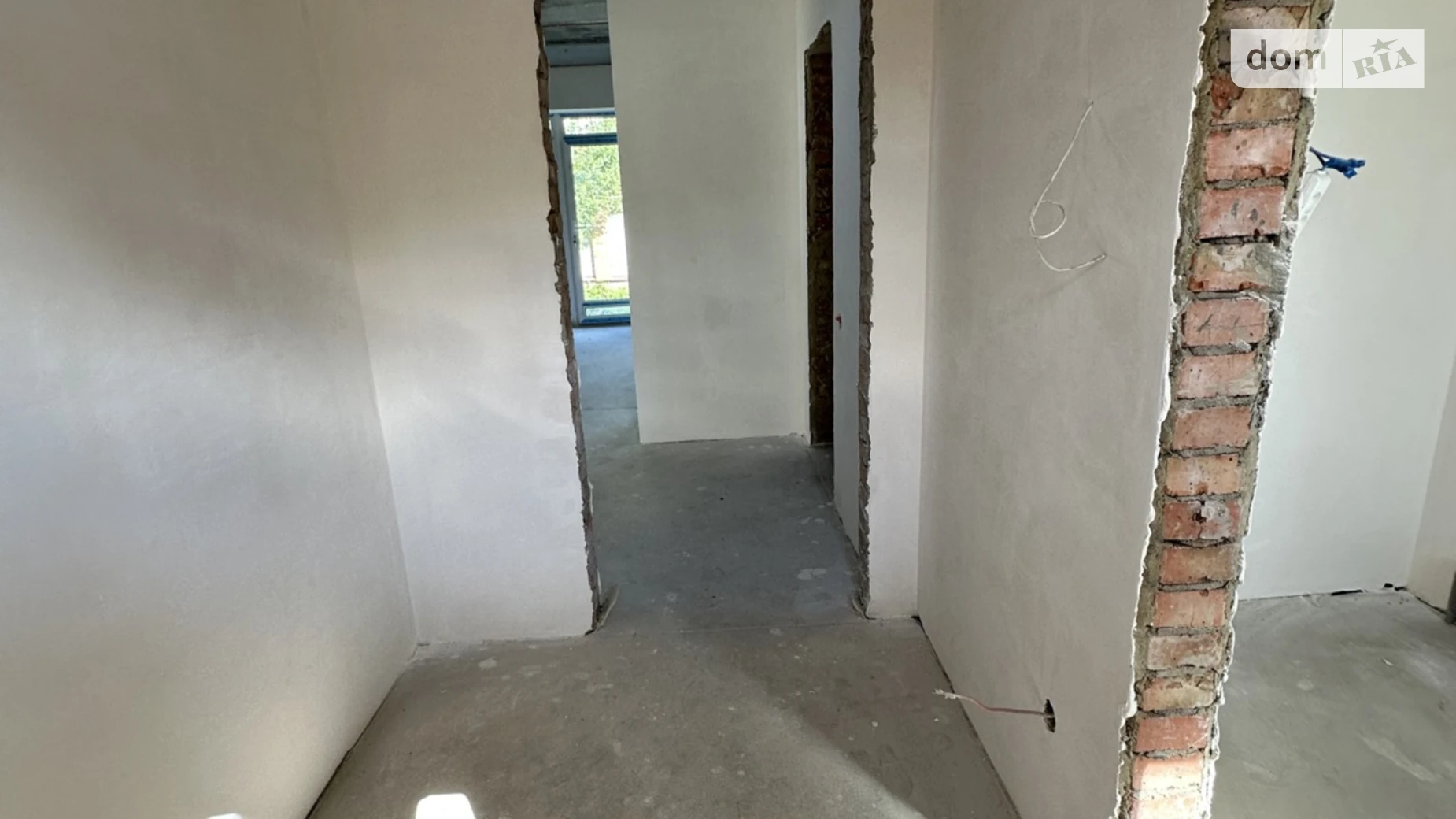 Продается дом на 2 этажа 120 кв. м с бассейном, цена: 125000 $ - фото 4