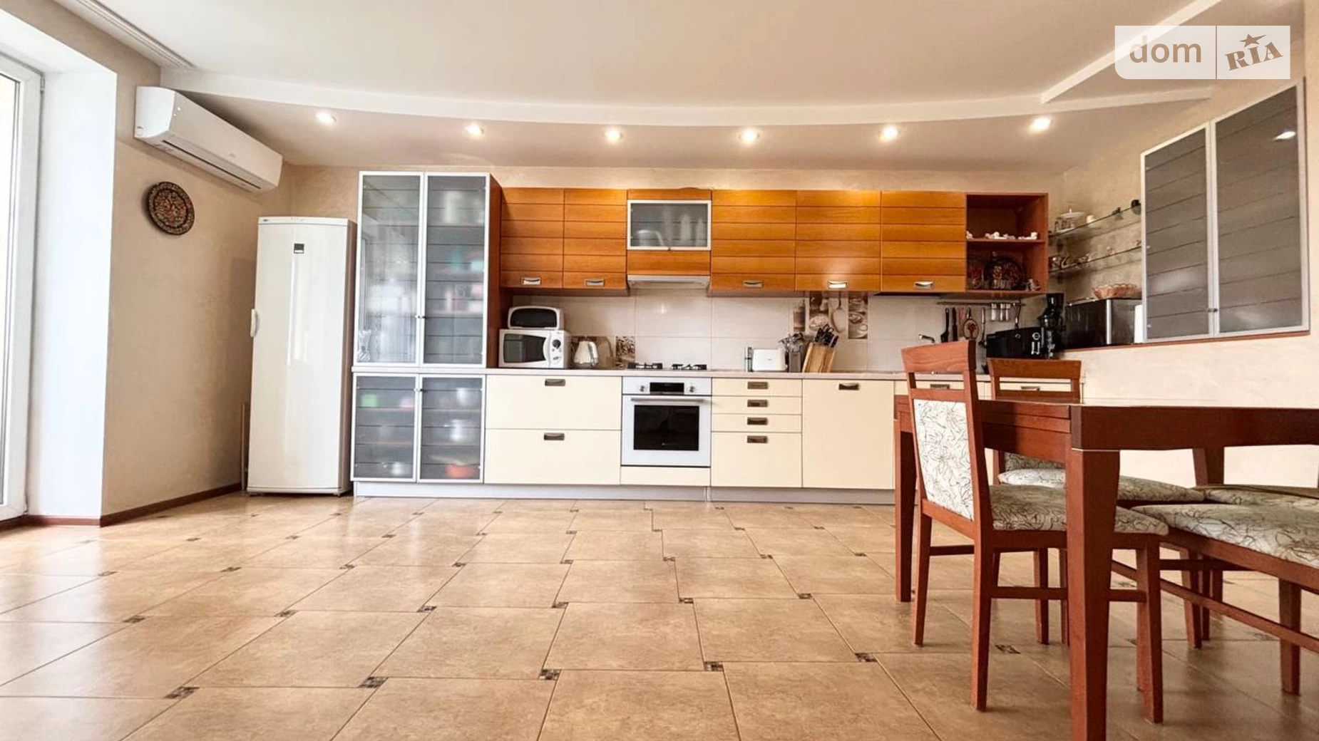 Продається 3-кімнатна квартира 139.7 кв. м у Дніпрі, вул. Антоновича Володимира, 26 - фото 2