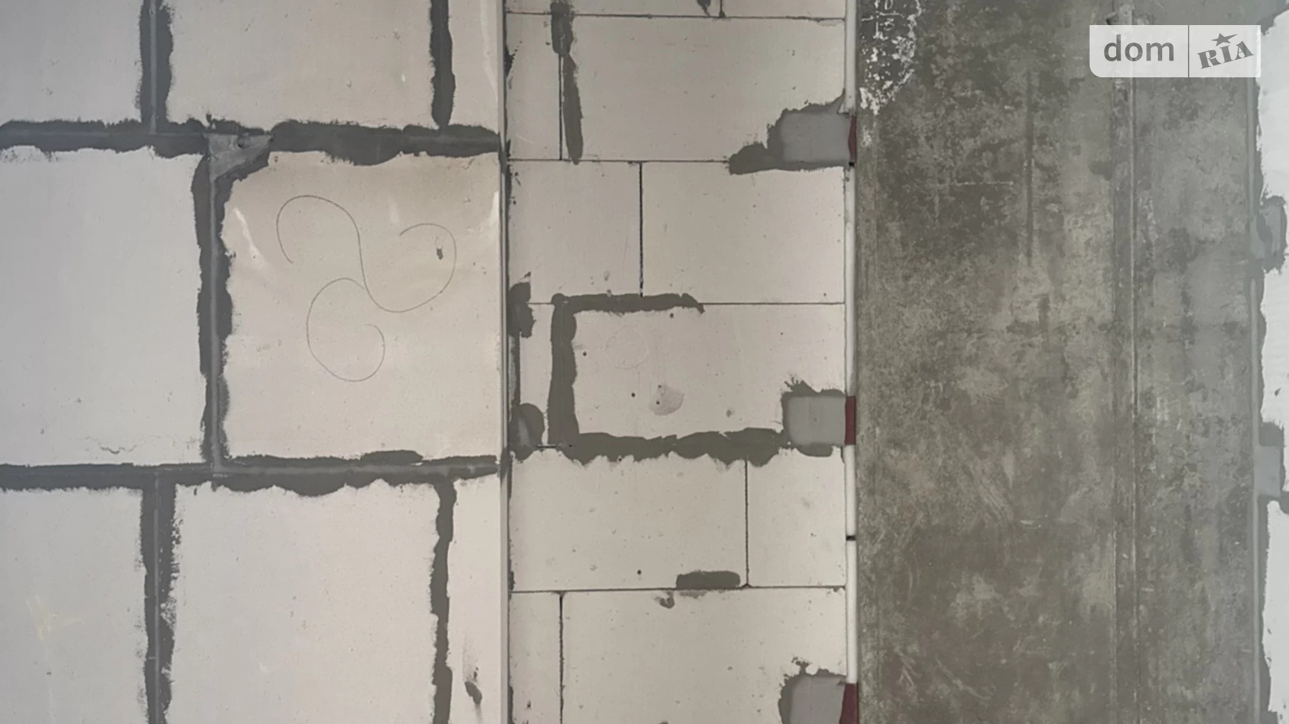 Продается 3-комнатная квартира 90.3 кв. м в Лиманке, ул. Академика Вильямса, 93 корпус 2 - фото 3