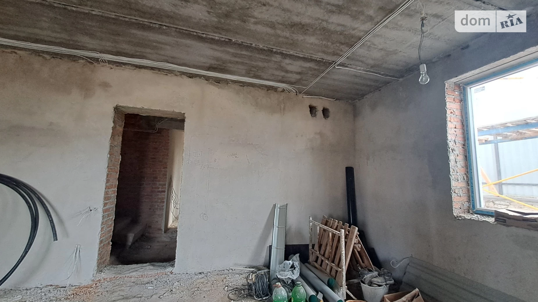 Продается дом на 2 этажа 185 кв. м с бассейном, цена: 78000 $ - фото 4