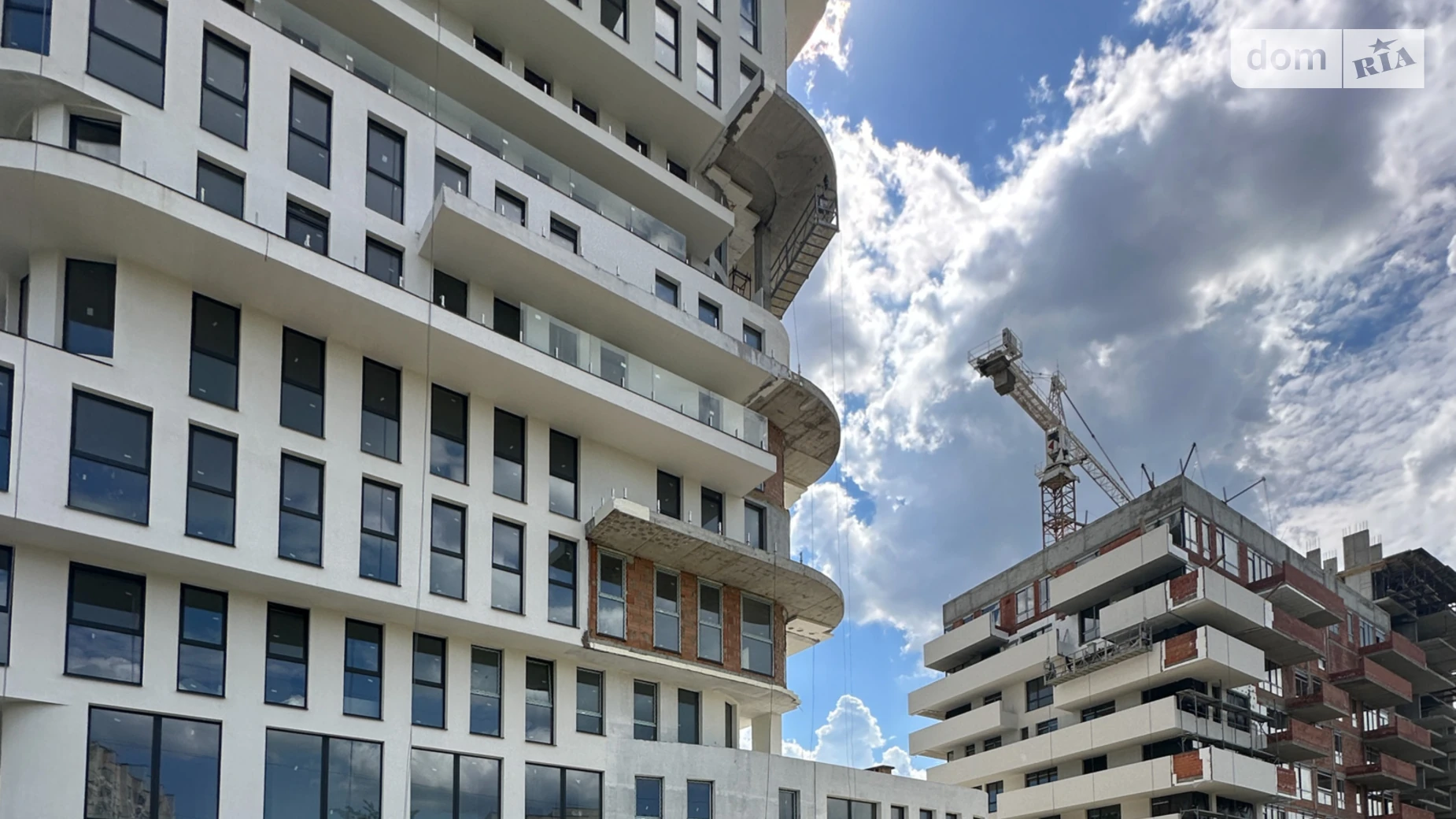 Продается 1-комнатная квартира 52.7 кв. м в Львове, ул. Раковского, 24 - фото 2