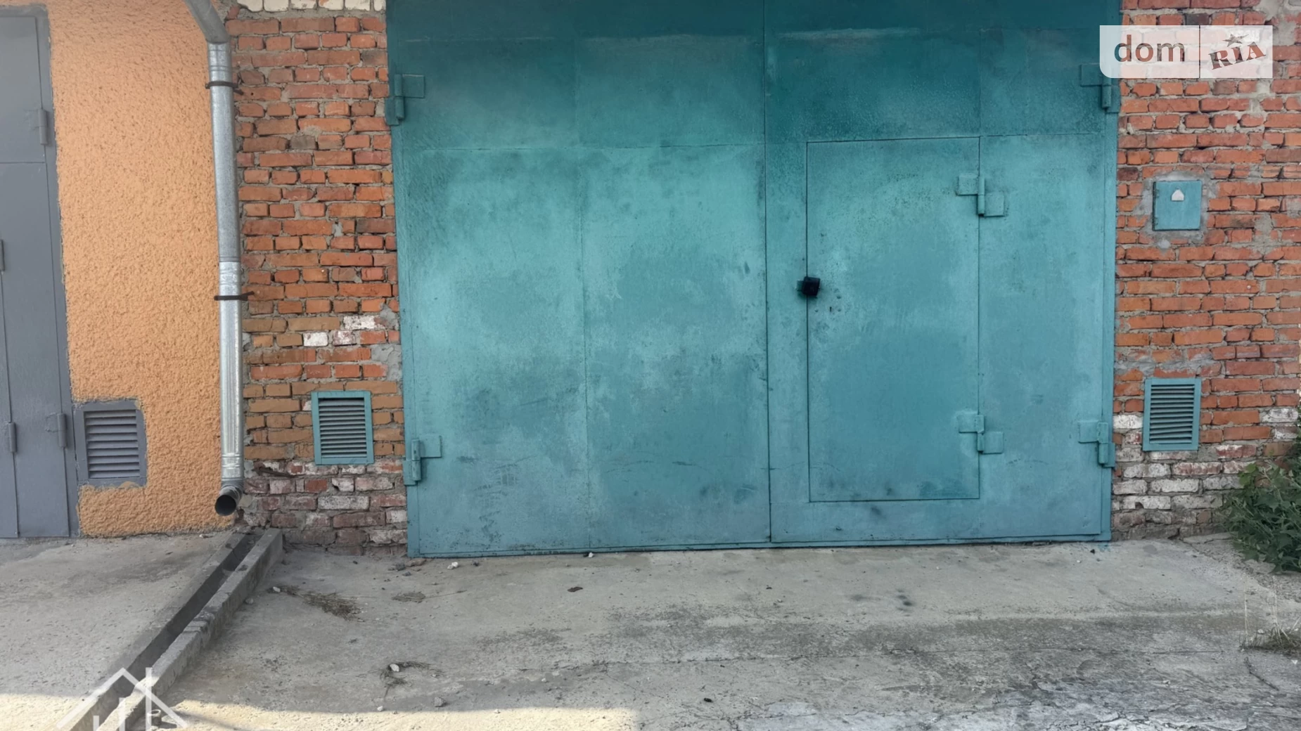 Продается место в гаражном кооперативе под легковое авто на 54.5 кв. м, цена: 11500 $ - фото 3