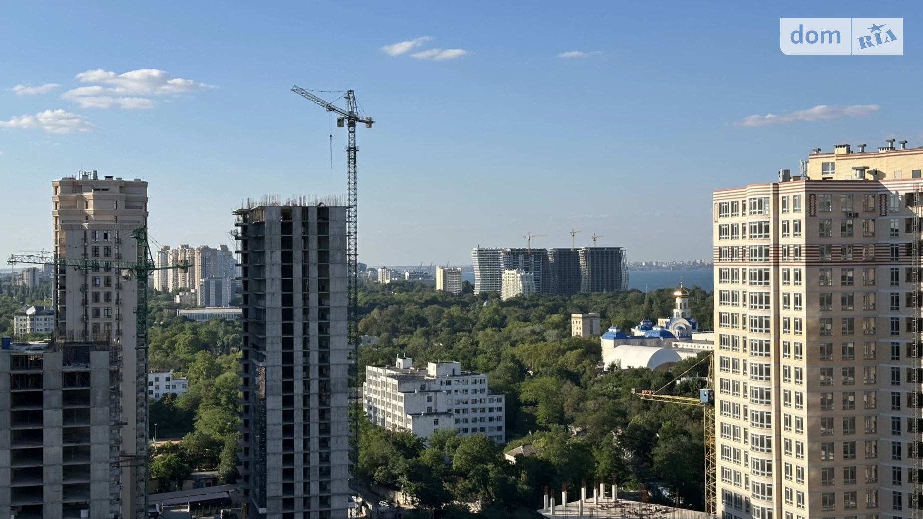 Продается 3-комнатная квартира 108.6 кв. м в Одессе, ул. Генуэзская, 3В - фото 2