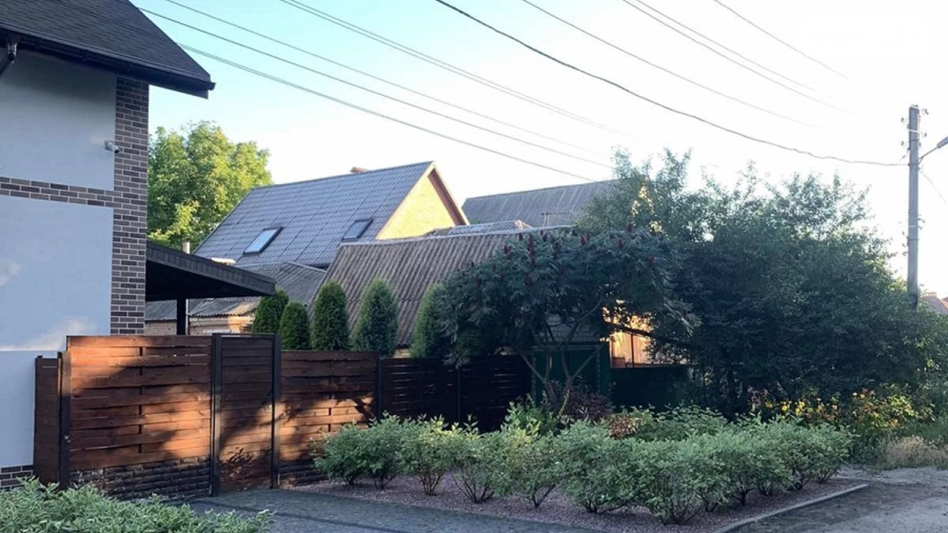 Продается дом на 2 этажа 191.5 кв. м с гаражом, цена: 158000 $ - фото 2