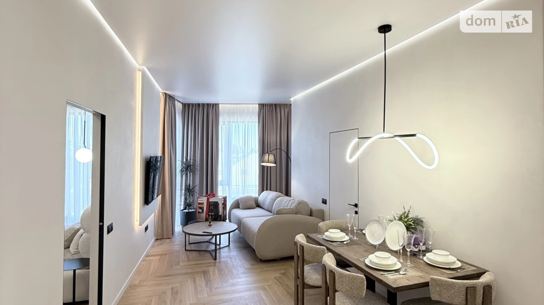 Продается 2-комнатная квартира 70 кв. м в Одессе, ул. Чубаевская, 1 - фото 2