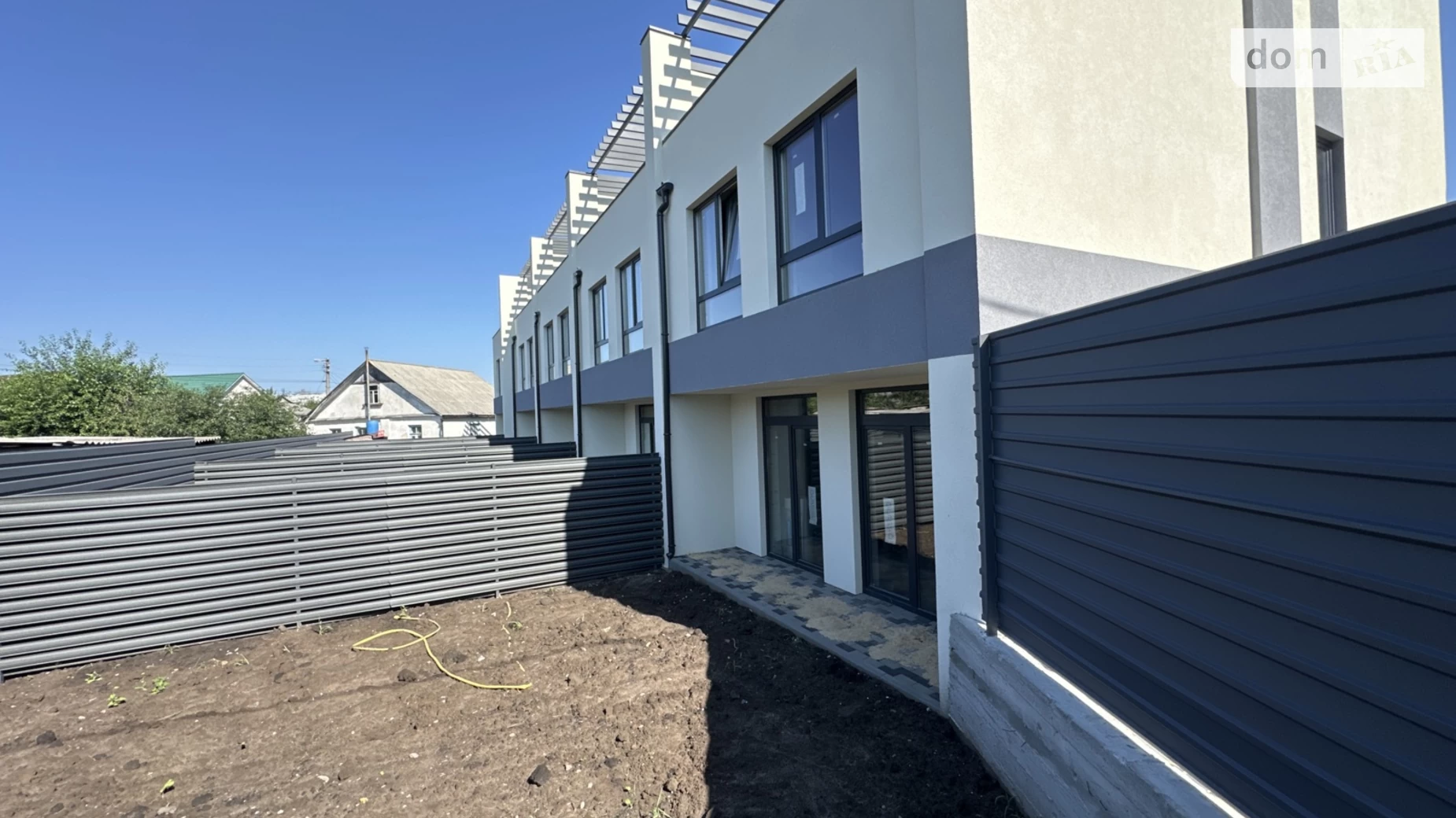 Продается дом на 3 этажа 101 кв. м с верандой, цена: 1050 $ - фото 4