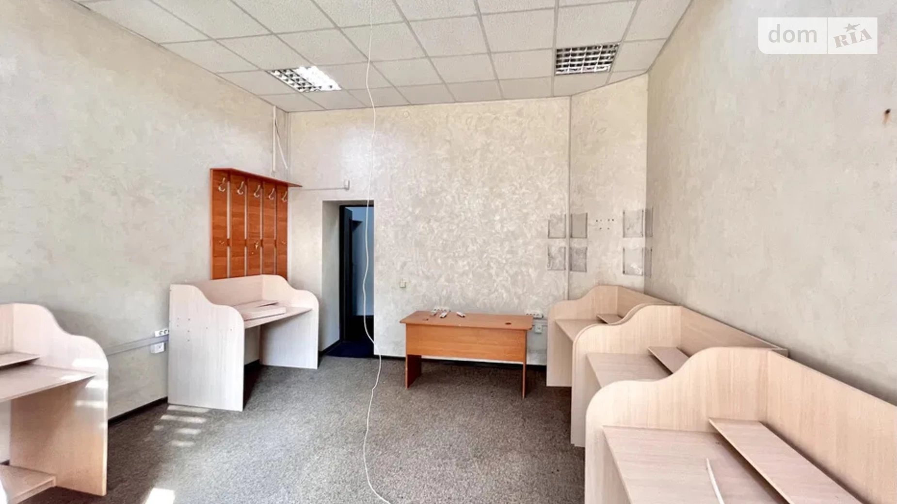 Сдается в аренду офис 84.9 кв. м в бизнес-центре, цена: 23000 грн - фото 3