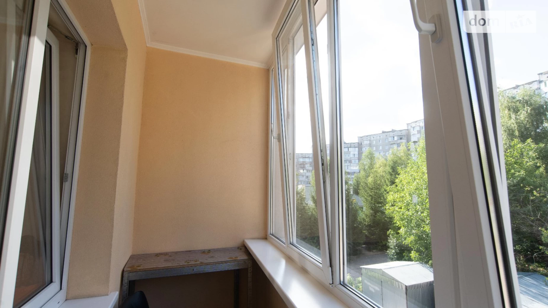 Продается 4-комнатная квартира 98.7 кв. м в Ровно, ул. Коновальца Евгения, 44 - фото 5