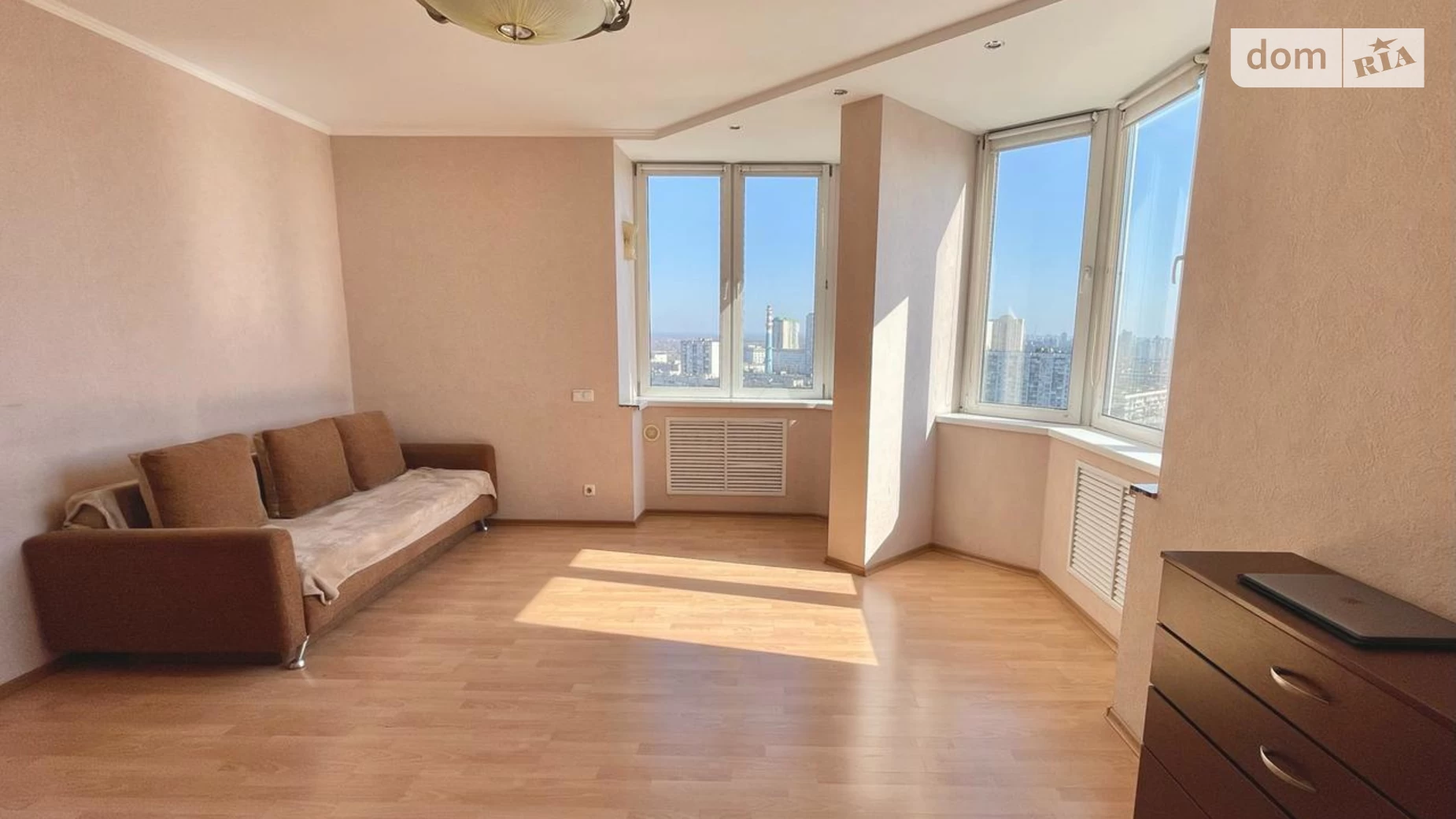 Продається 3-кімнатна квартира 105.3 кв. м у Києві, вул. Автозаводська, 99/4 - фото 2