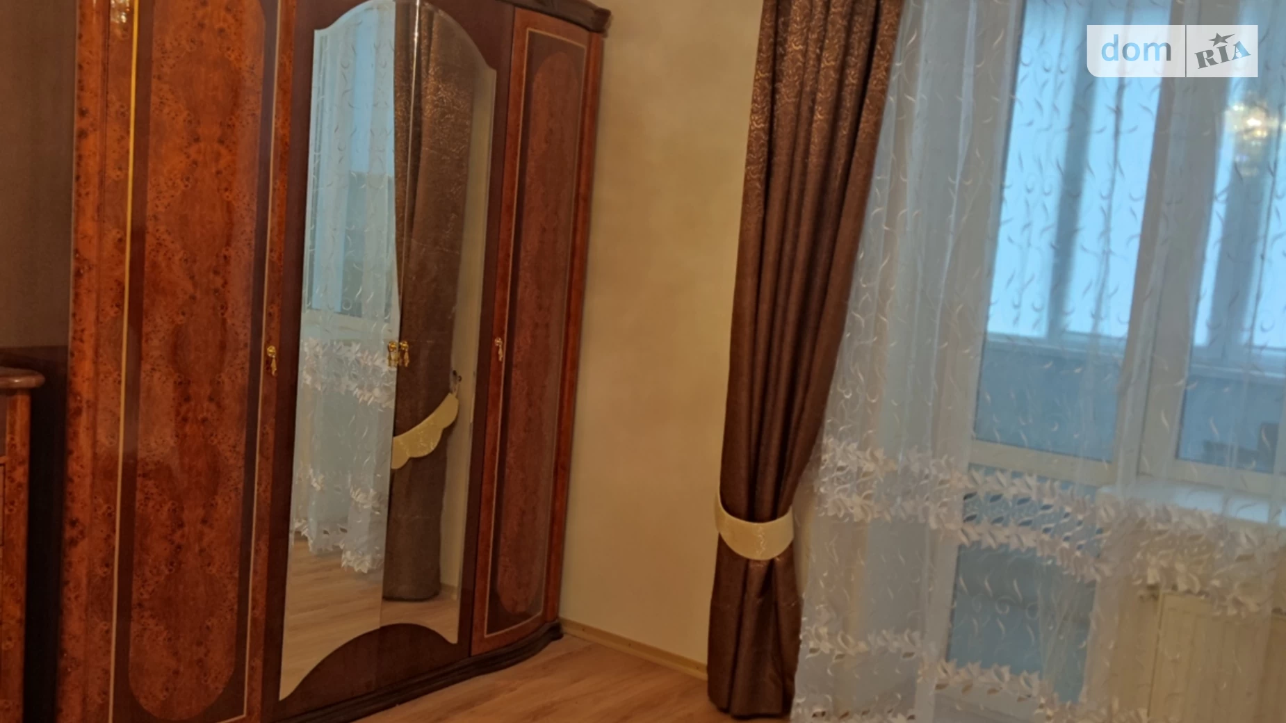 Продается 2-комнатная квартира 67 кв. м в Виннице, ул. Академика Ющенка - фото 2