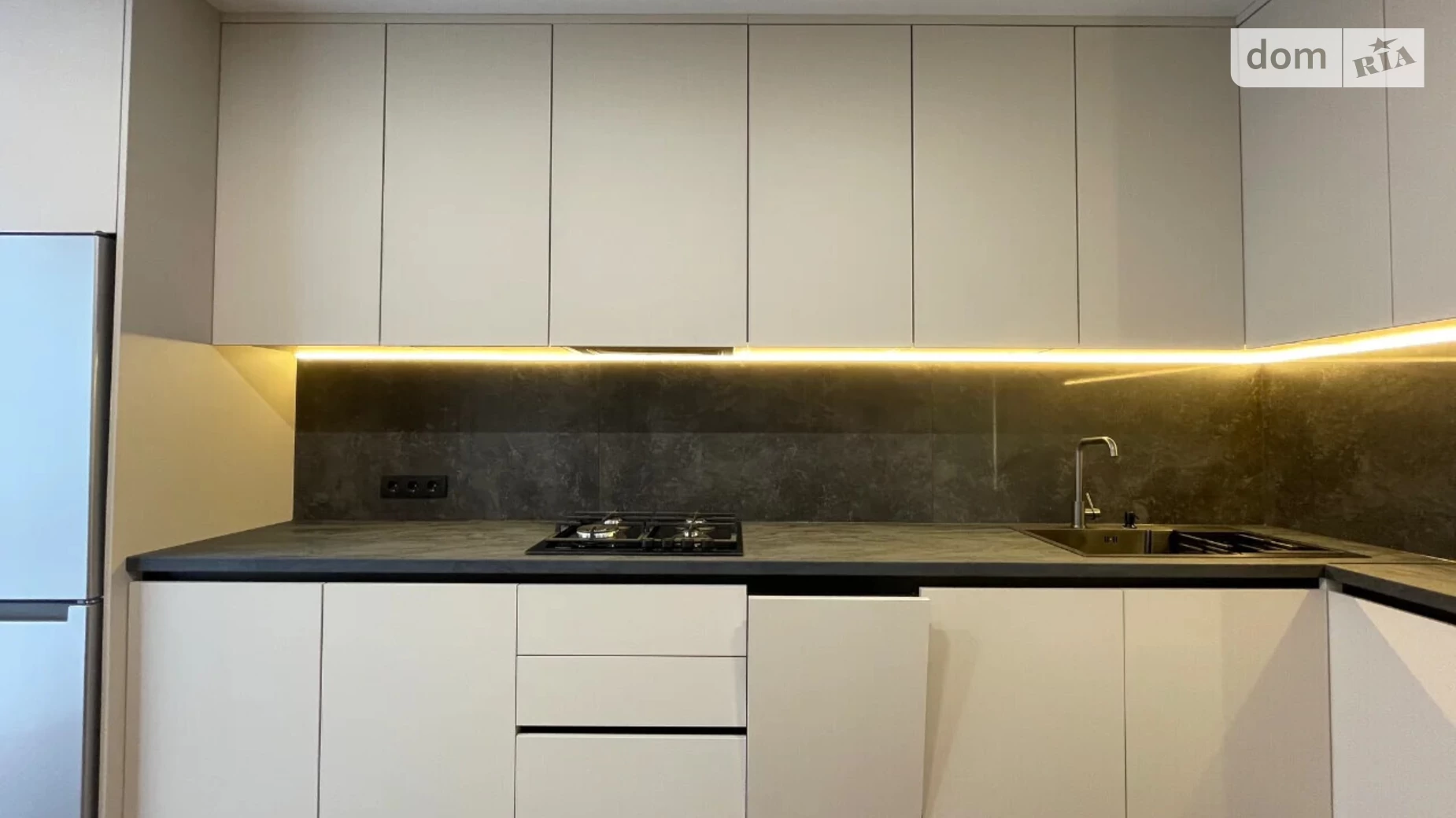 Продается 1-комнатная квартира 46 кв. м в Угорниках, ул. Героев Николаева(Сеченова), 129А - фото 2