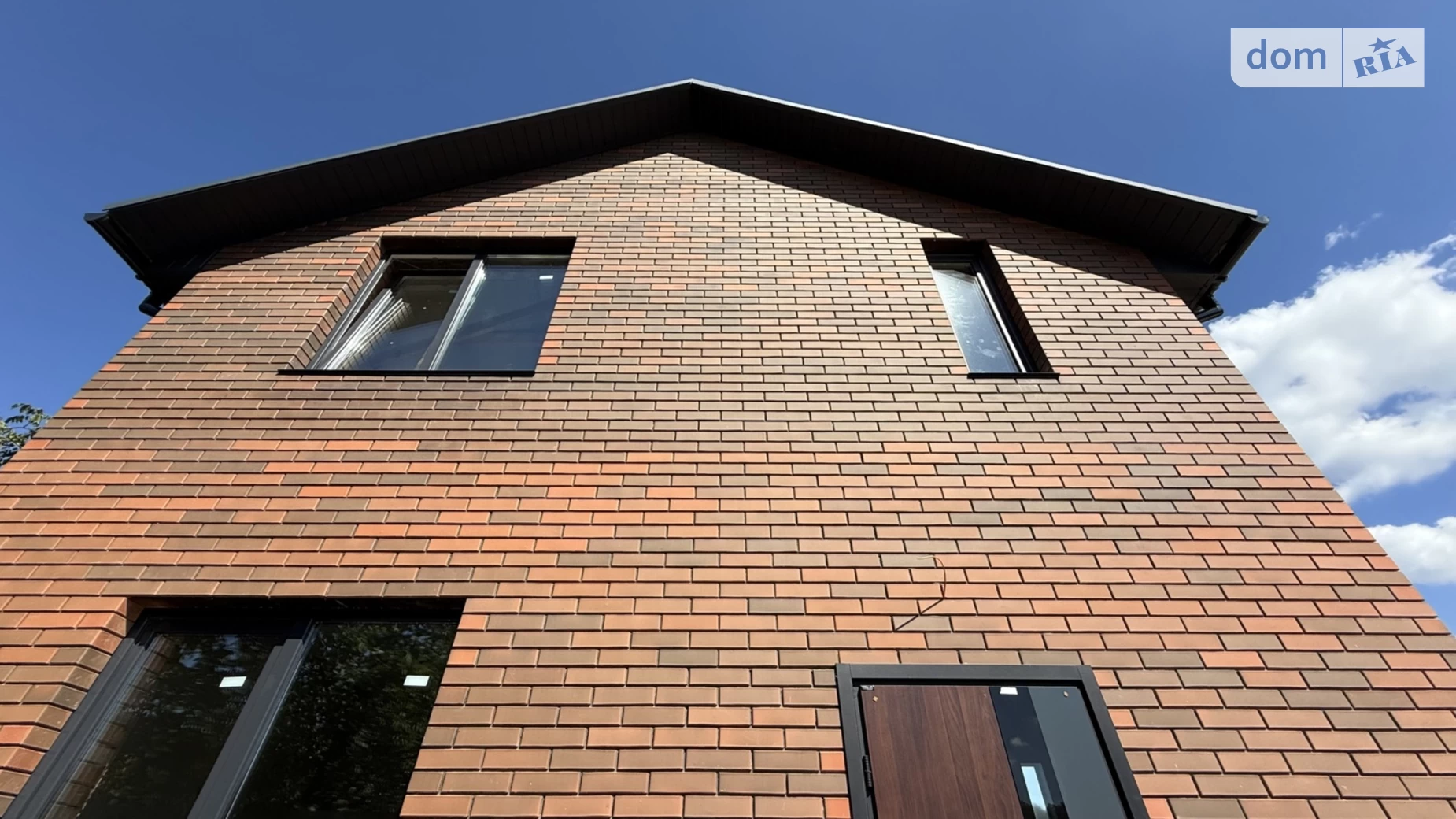 Продается дом на 2 этажа 110 кв. м с камином, цена: 80000 $ - фото 3