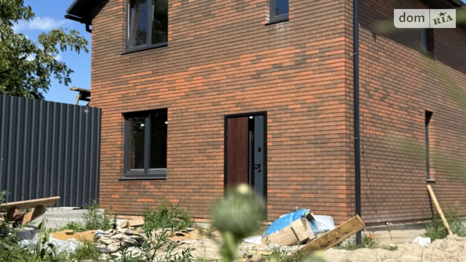 Продается дом на 2 этажа 110 кв. м с камином, цена: 80000 $ - фото 2