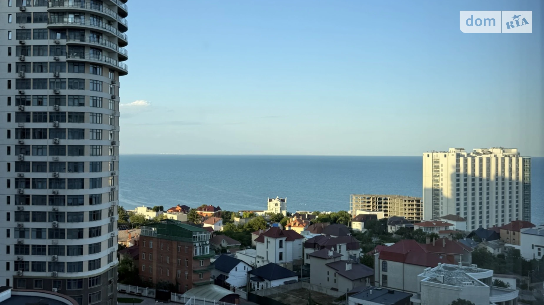 Продается 1-комнатная квартира 39 кв. м в Одессе, ул. Валерия Самофалова, 16А/6 - фото 2