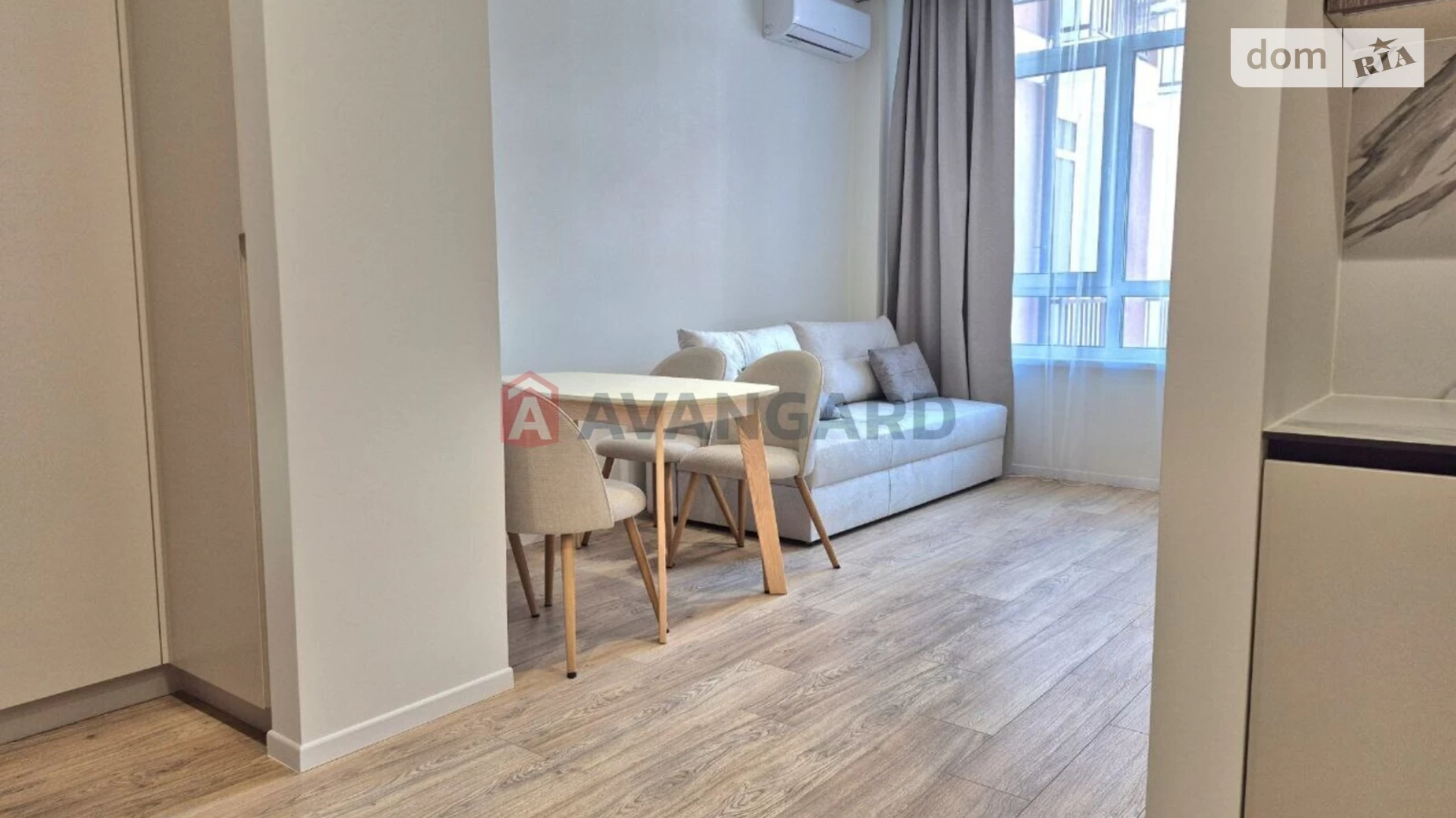 Продается 1-комнатная квартира 36.6 кв. м в Киеве, ул. Дмитрия Луценко(Крейсера "Аврора"), 2В - фото 2