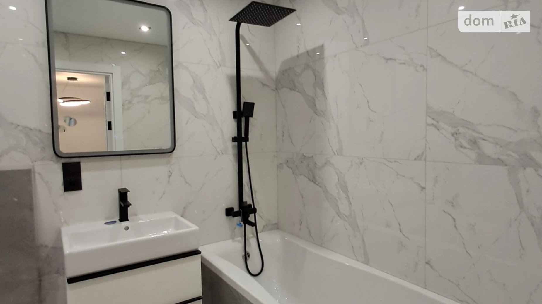 2-комнатная квартира 57 кв. м в Тернополе, ул. Смакулы - фото 2