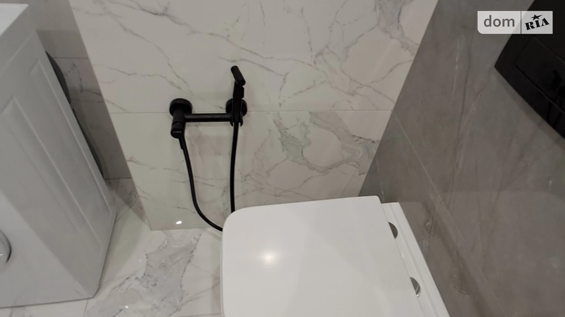 2-комнатная квартира 57 кв. м в Тернополе, ул. Смакулы - фото 4