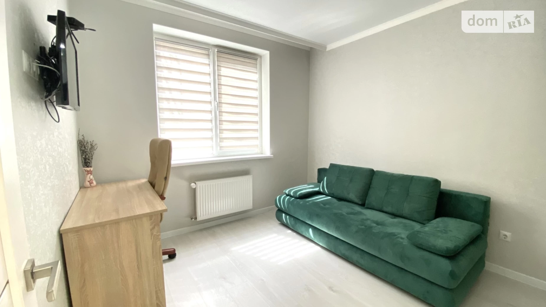 Продается 2-комнатная квартира 42 кв. м в Лиманке, ул. Жемчужная, 10 - фото 2