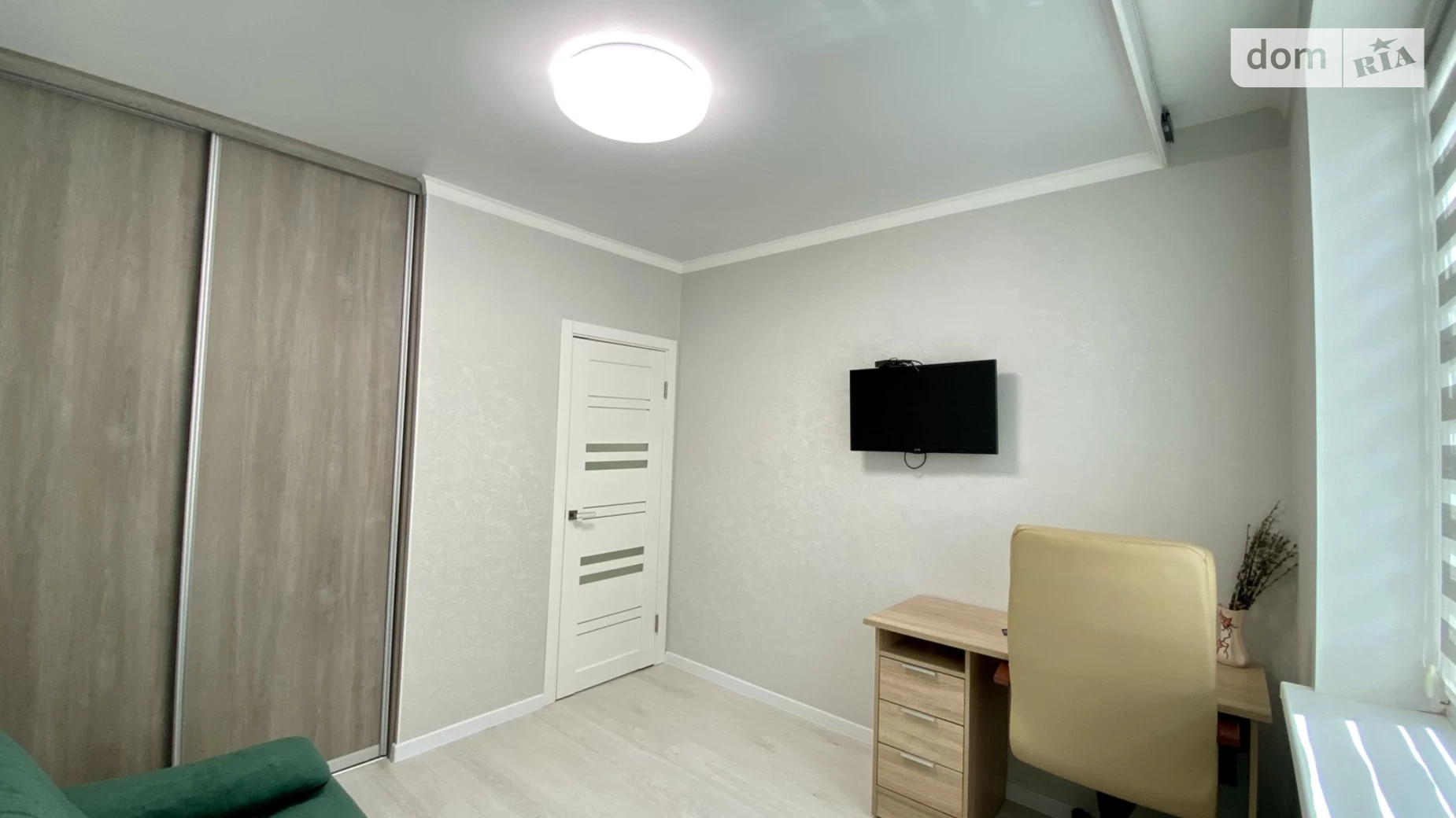 Продается 2-комнатная квартира 42 кв. м в Лиманке, ул. Жемчужная, 10 - фото 3