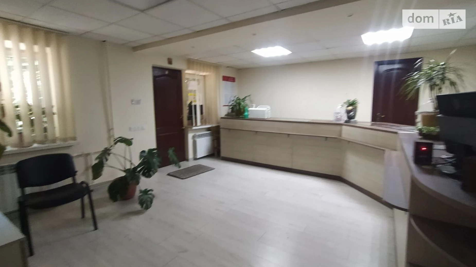 Сдается в аренду офис 65.9 кв. м в бизнес-центре, цена: 17500 грн - фото 5