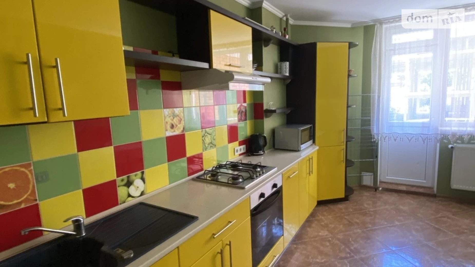 3-кімнатна квартира 85 кв. м у Тернополі, вул. Барвінських Родини - фото 5