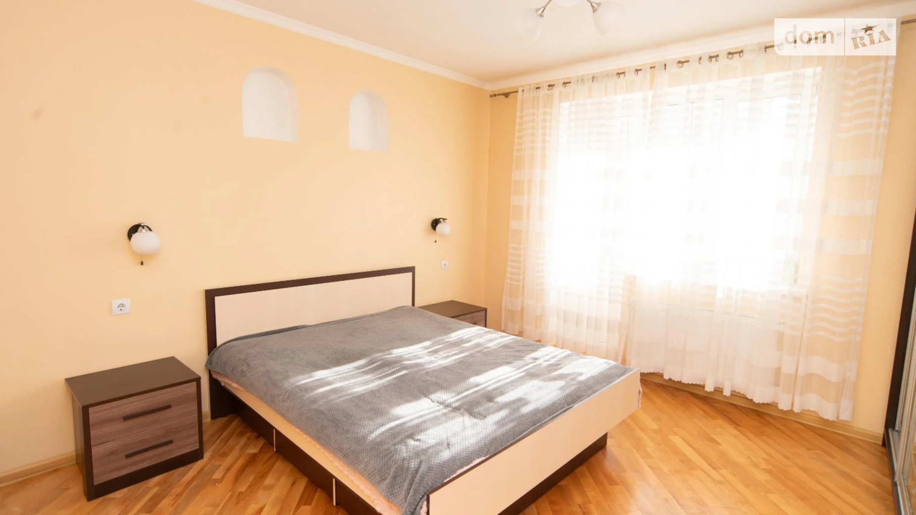 Продається 4-кімнатна квартира 98.7 кв. м у Рівному, вул. Коновальця Євгена - фото 4