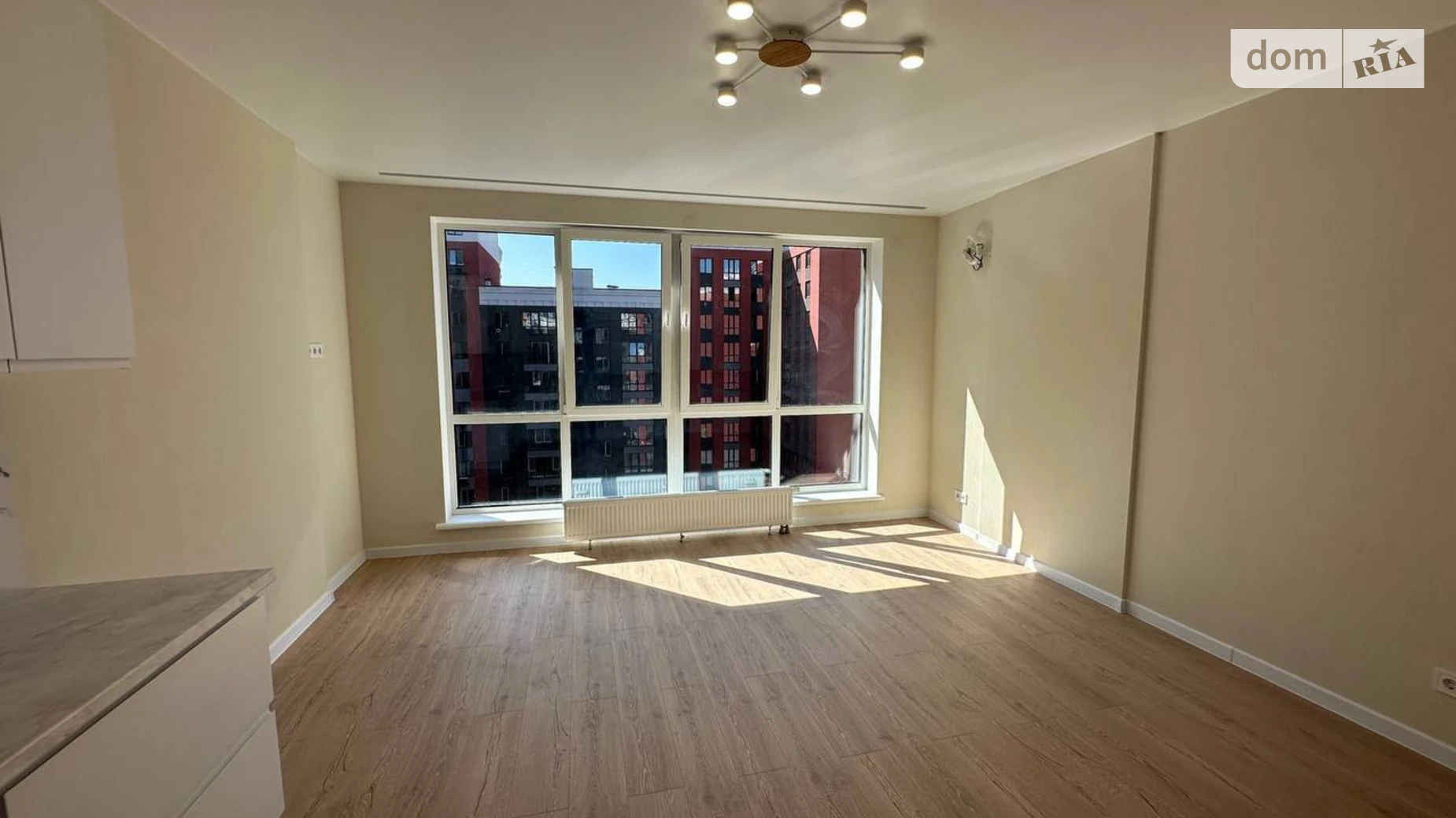 Продается 1-комнатная квартира 32 кв. м в Ирпене, ул. Университетская(Карла Маркса), 1М/1 - фото 2