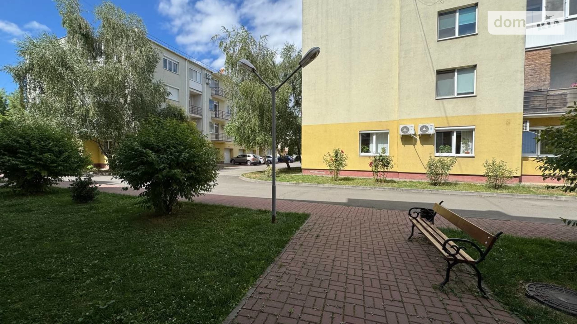 Продается 2-комнатная квартира 95.1 кв. м в Ужгороде, ул. Закарпатская - фото 2