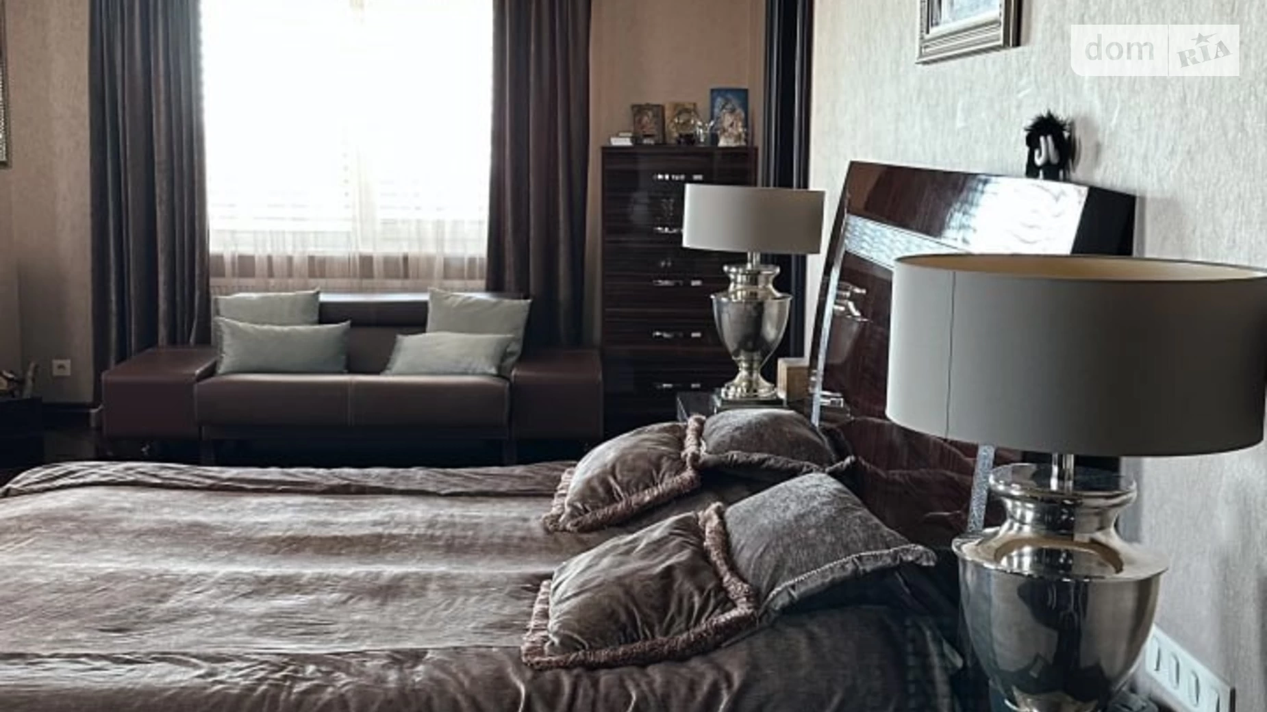 Продается дом на 3 этажа 710 кв. м с террасой, цена: 730000 $ - фото 4
