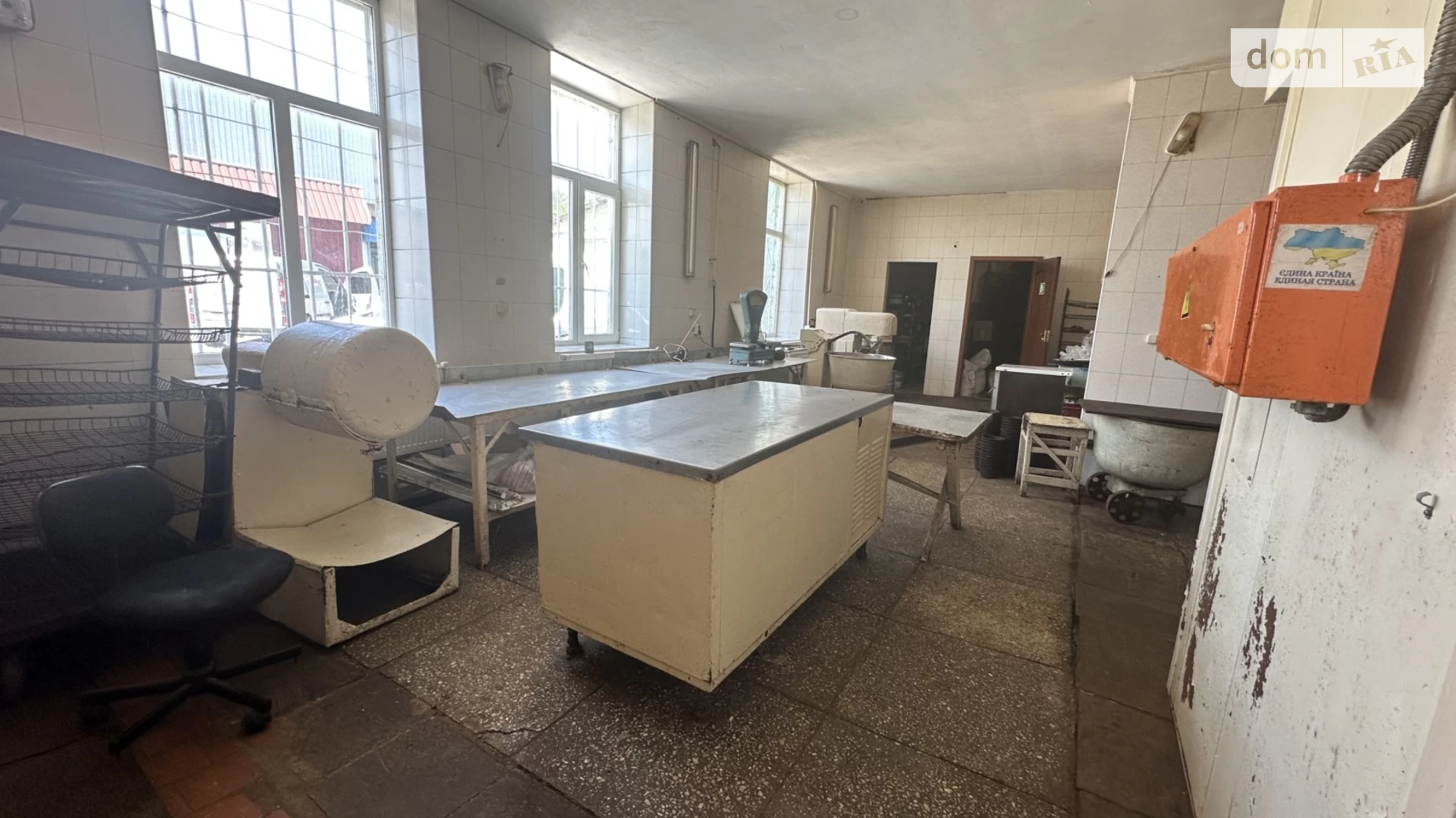 Сдается в аренду помещения свободного назначения 135 кв. м в 1-этажном здании, цена: 25000 грн - фото 5