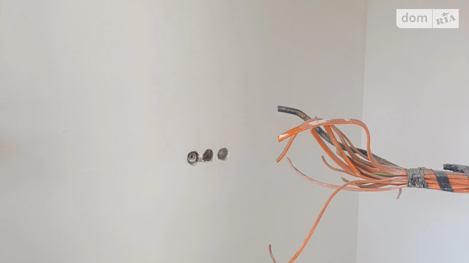 Продается дом на 2 этажа 125 кв. м с участком, цена: 92000 $ - фото 4