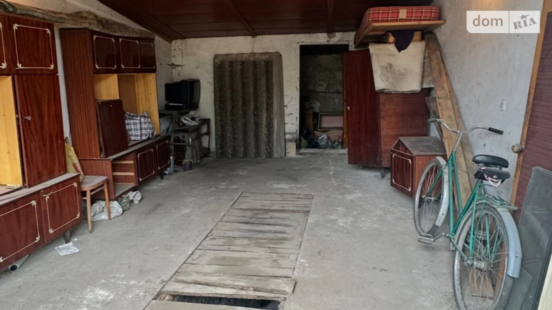 Продается отдельно стоящий гараж под легковое авто на 28 кв. м, цена: 10000 $ - фото 4