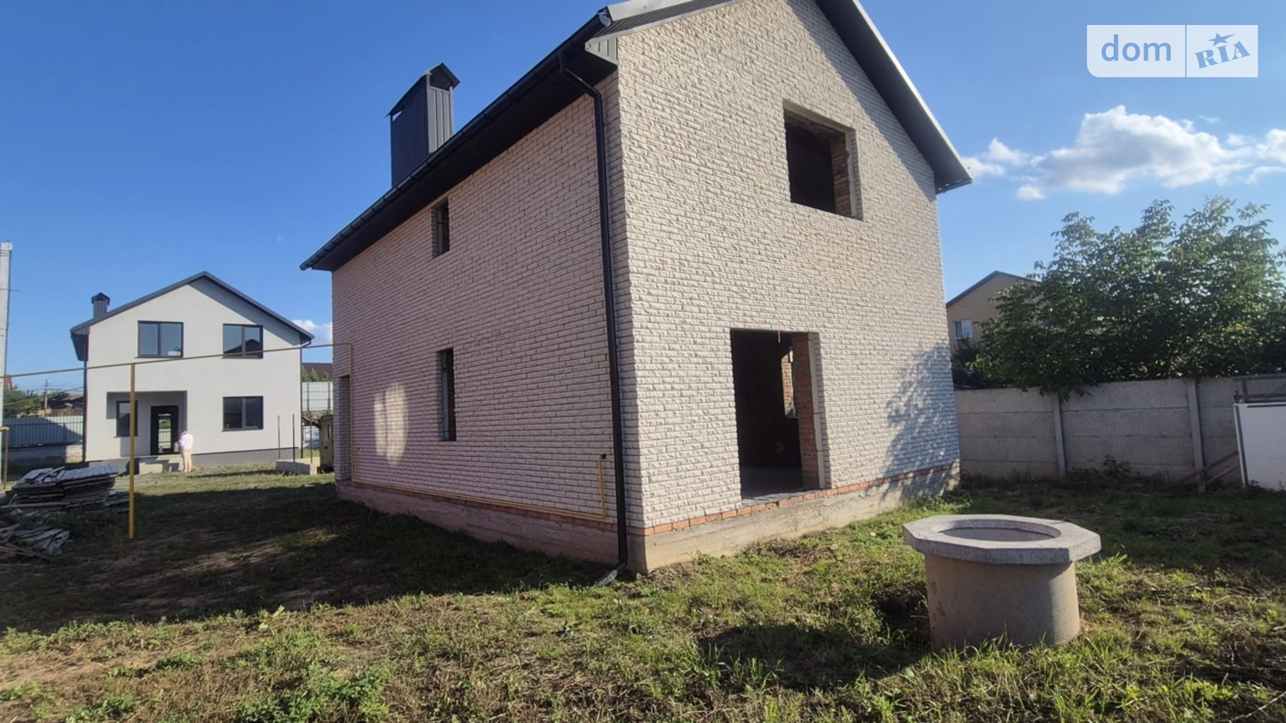 Продается дом на 2 этажа 115 кв. м с садом, цена: 92000 $ - фото 2