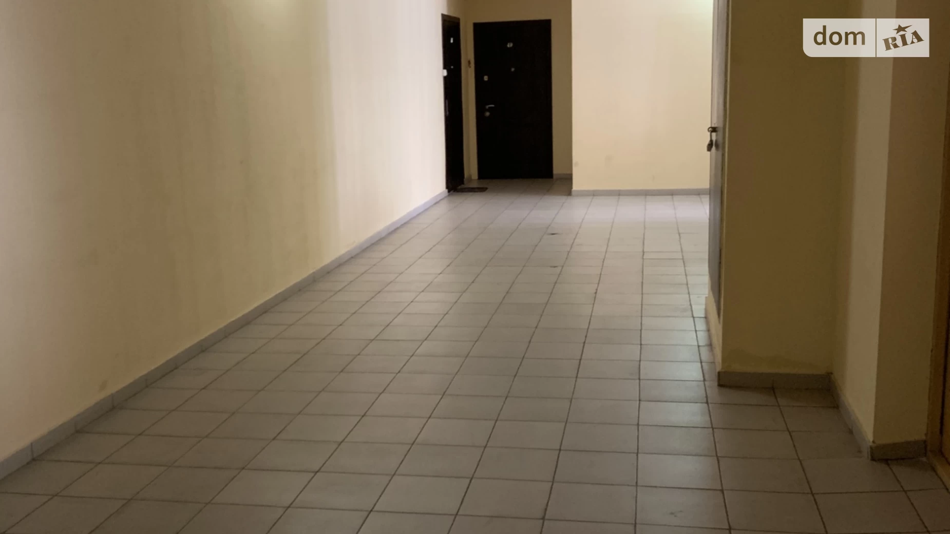 Продается 4-комнатная квартира 140.4 кв. м в Киеве, ул. Полтавская, 10 - фото 2