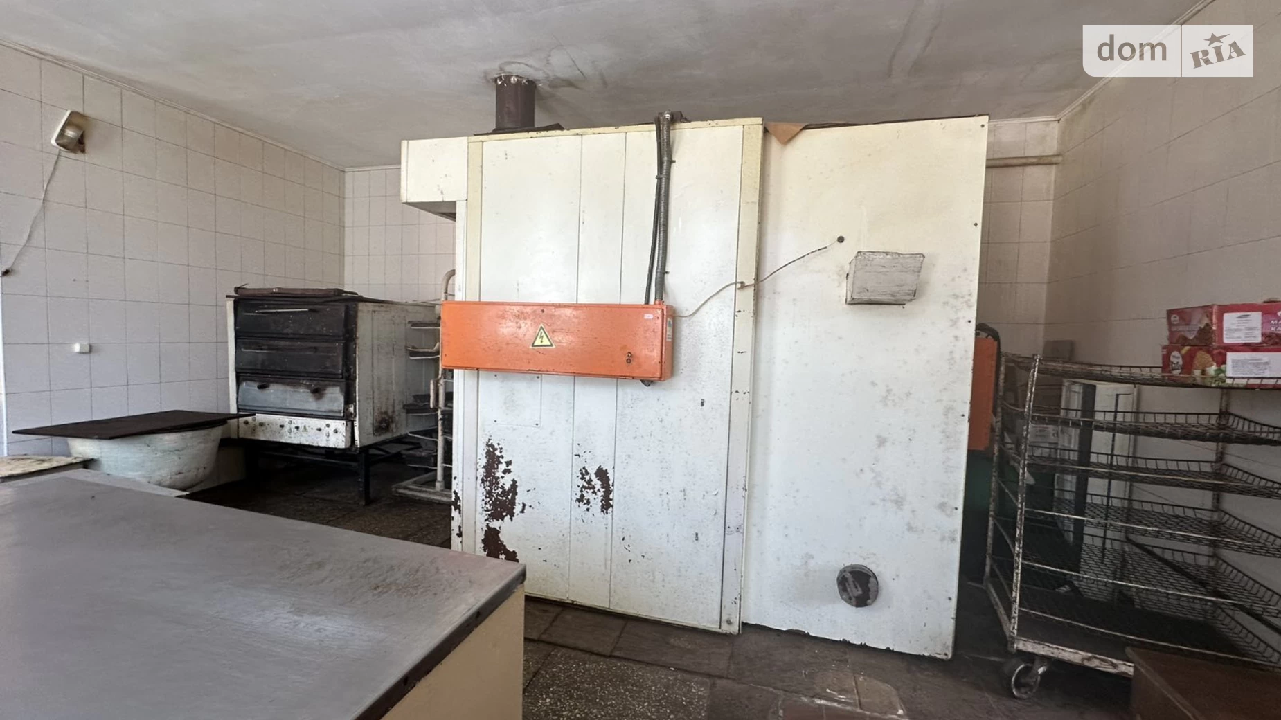 Сдается в аренду помещения свободного назначения 135 кв. м в 1-этажном здании, цена: 25000 грн - фото 4