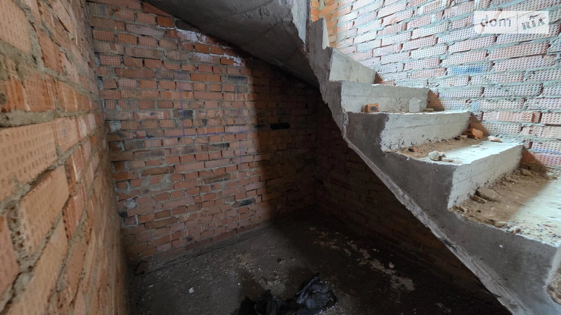 Продается дом на 2 этажа 125 кв. м с балконом, цена: 105000 $ - фото 5